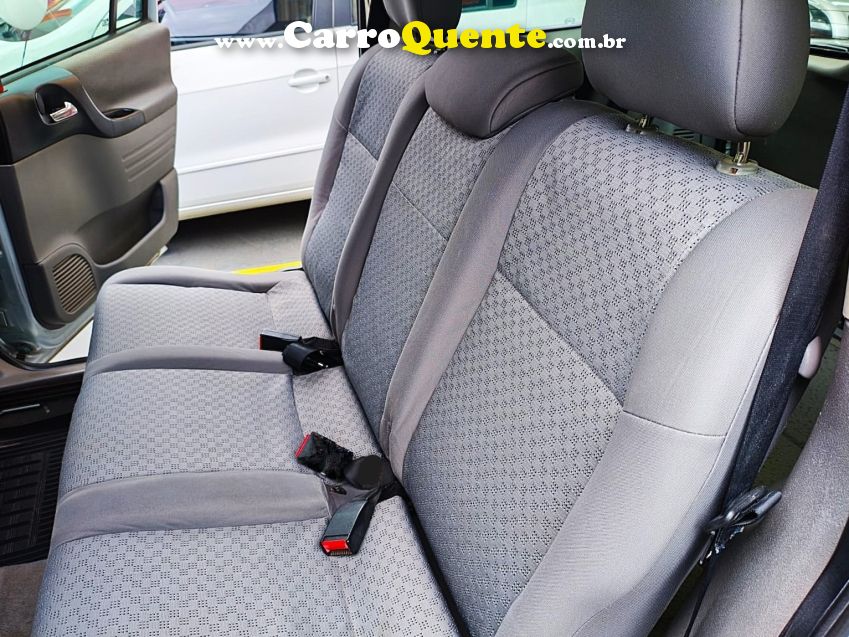 Chevrolet ZAFIRA 2.0 MPFI EXPRESSION 8V FLEX 4P AUTOMÁTICO - Loja