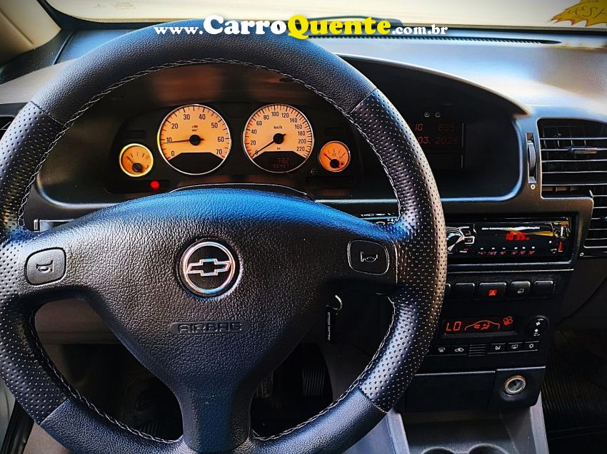 Chevrolet ZAFIRA 2.0 MPFI EXPRESSION 8V FLEX 4P AUTOMÁTICO - Loja
