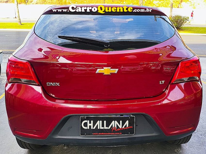 Chevrolet ONIX 1.0 MPFI LT 8V FLEX 4P MANUAL - Loja