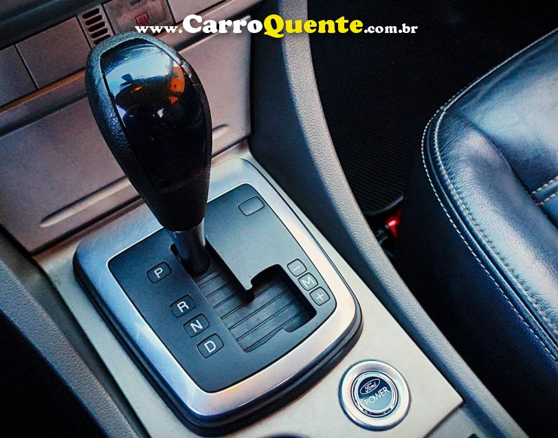 Ford FOCUS 2.0 FC 16V FLEX 4P AUTOMÁTICO - Loja