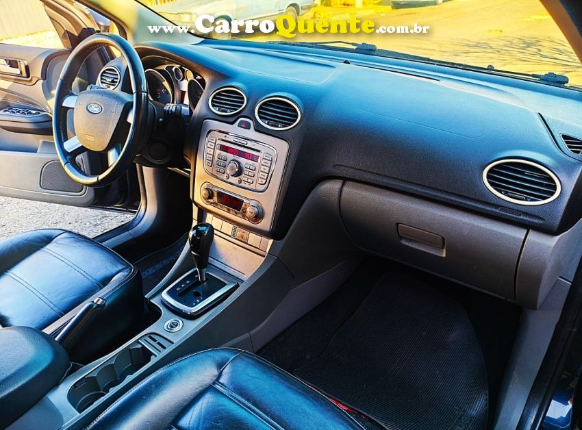 Ford FOCUS 2.0 FC 16V FLEX 4P AUTOMÁTICO - Loja