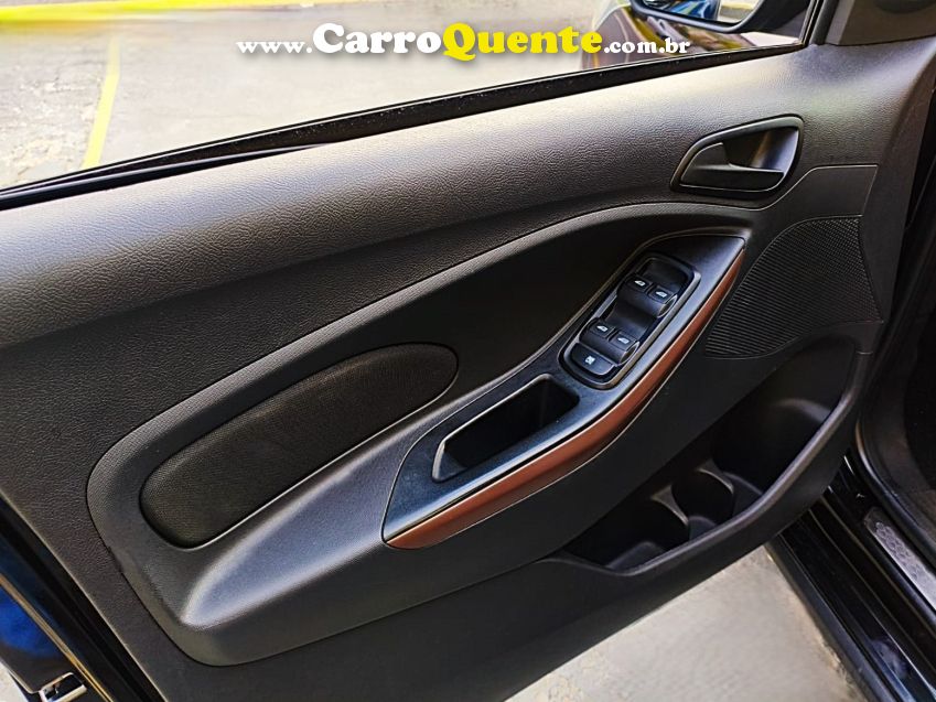 Ford KA 1.5 TI-VCT FLEX FREESTYLE AUTOMÁTICO - Loja