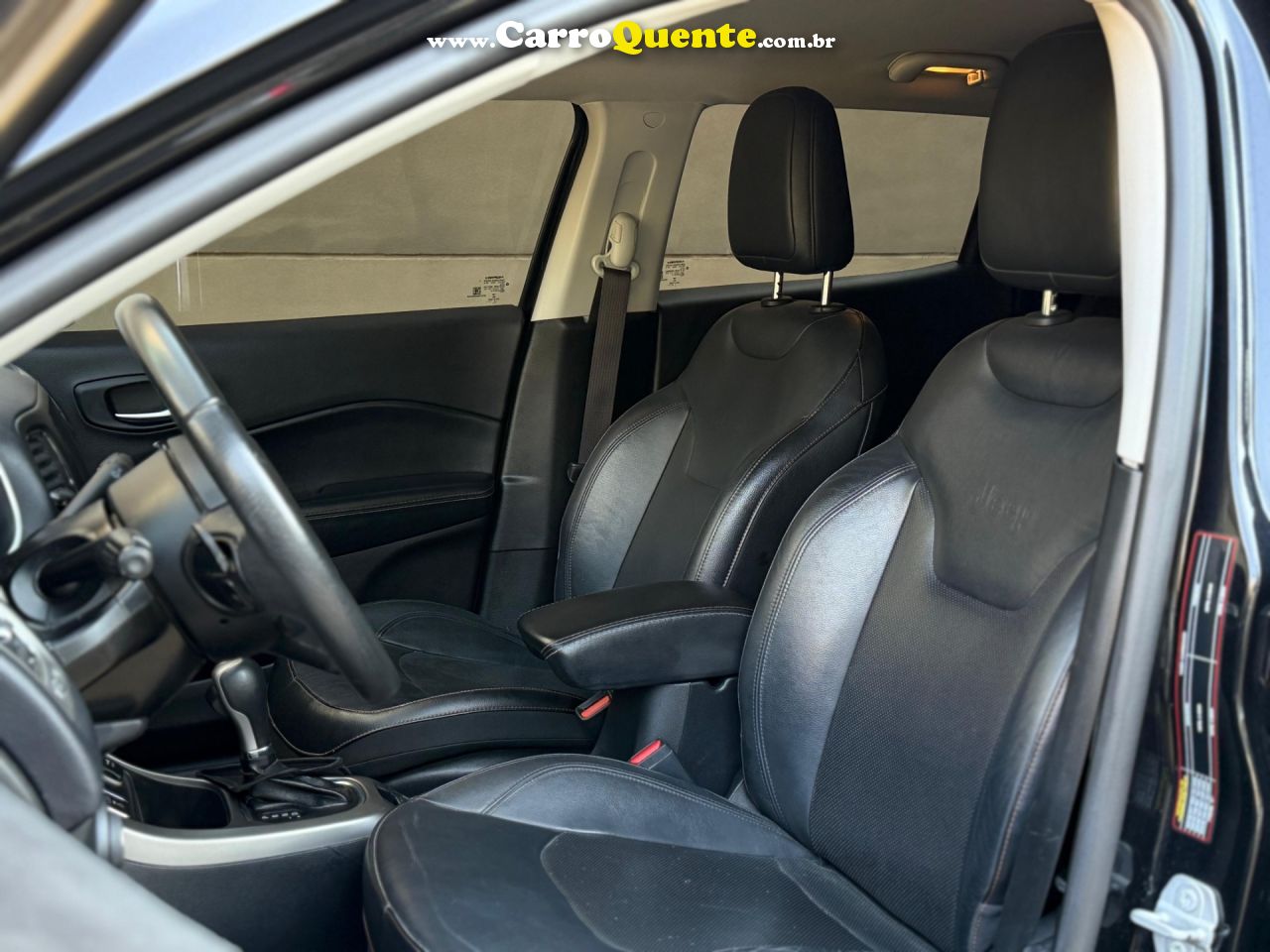 JEEP COMPASS 2.0 16V LONGITUDE 2020 - Loja