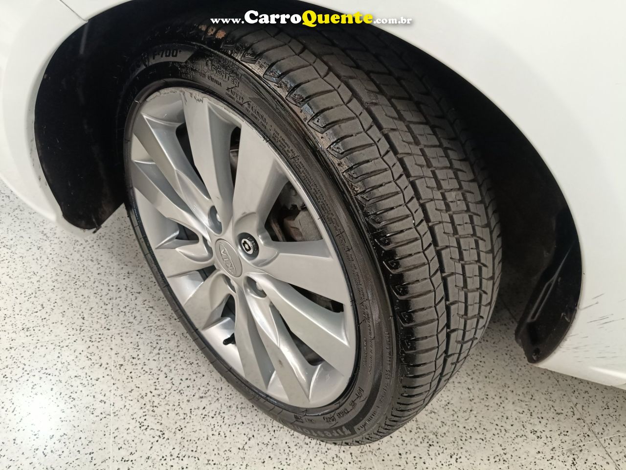 KIA CERATO 1.6 SX3 16V 2013 - Loja
