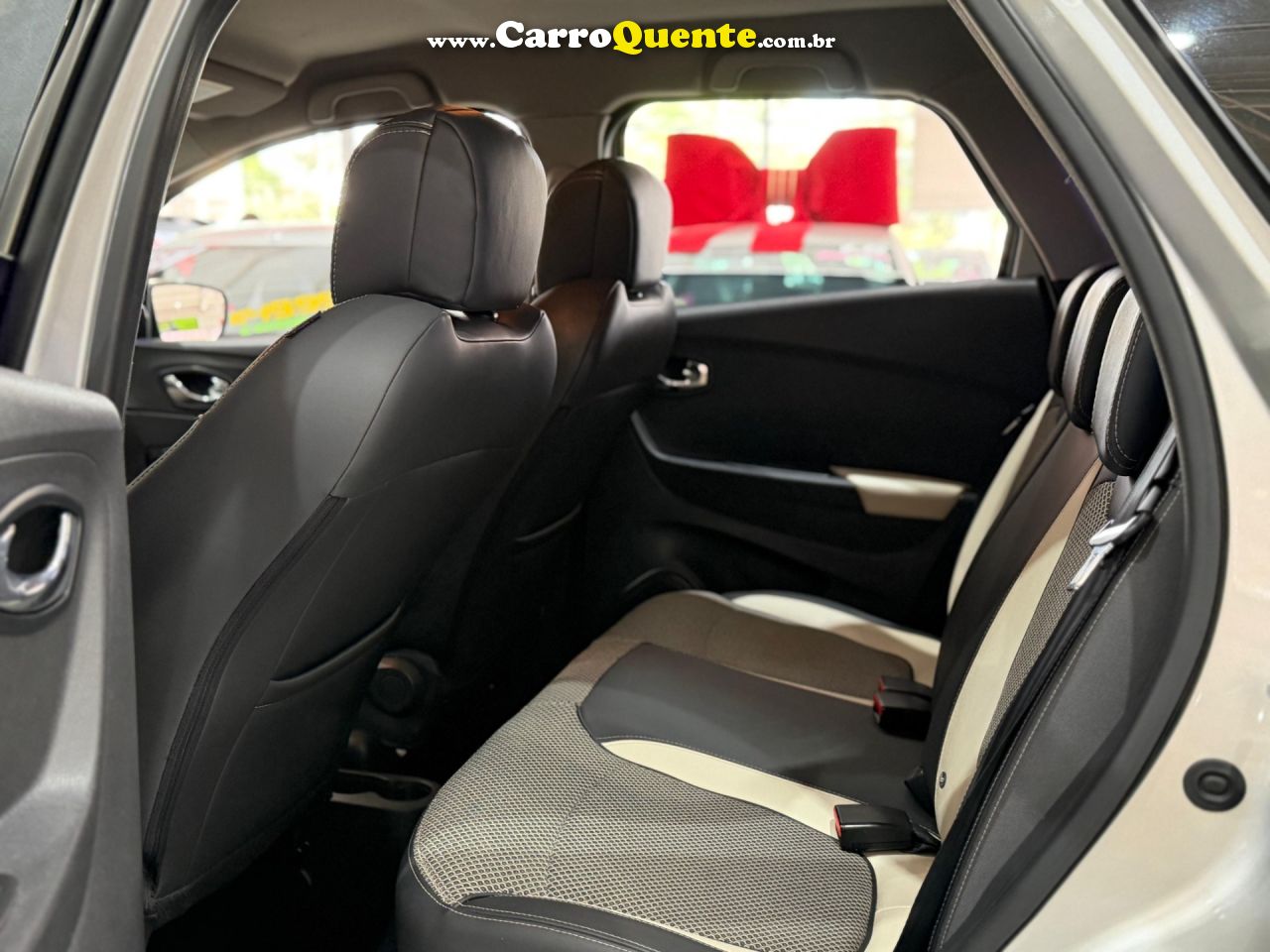 RENAULT CAPTUR 1.6 16V INTENSE 2019 - Loja
