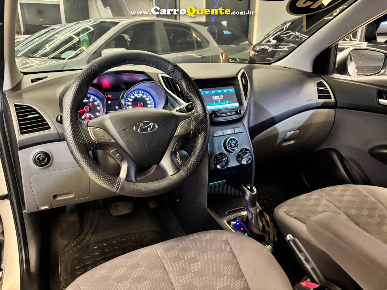 HYUNDAI HB20S 1.6 COMFORT STYLE 16V 2019 - Loja