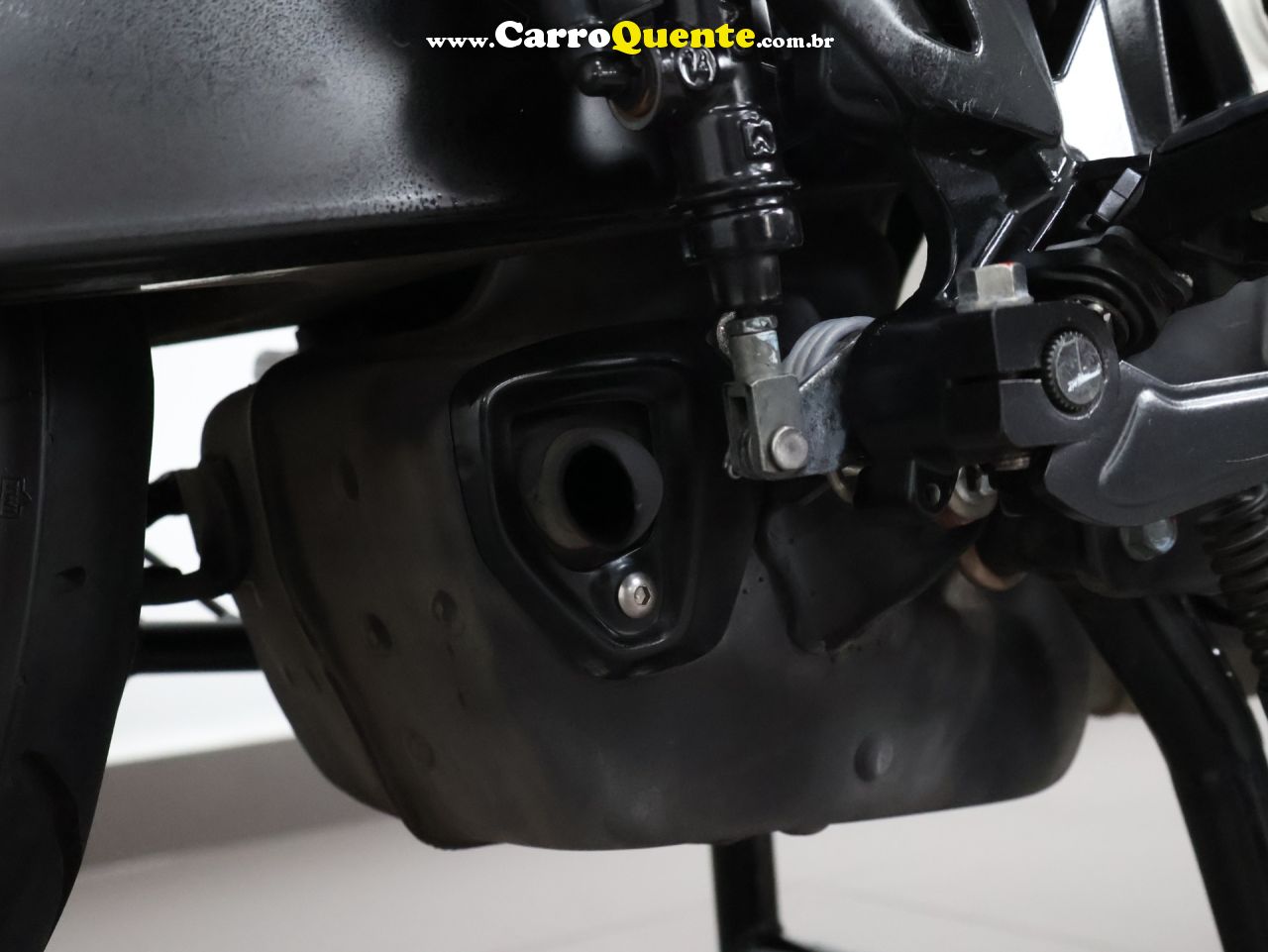 BAJAJ DOMINAR 200 ABS 2023 - Loja