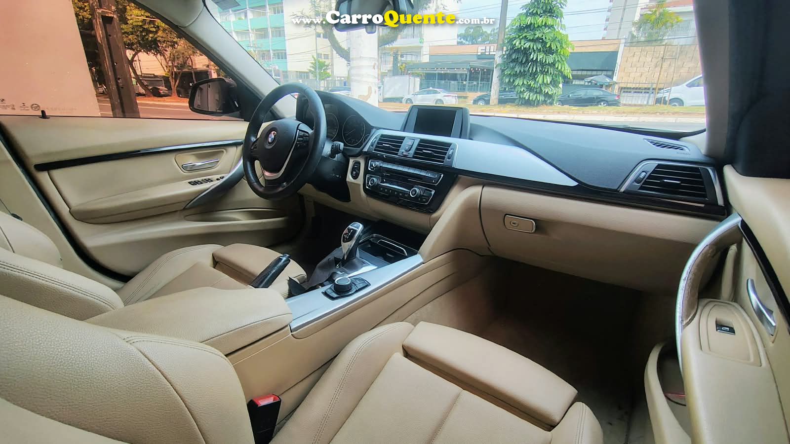 BMW 320i 2.0 SPORT 16V TURBO ACTIVE 2016 - Loja