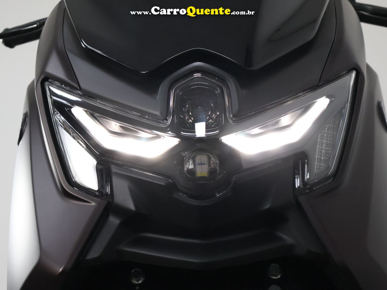YAMAHA NMAX CONNECTED 160 ABS 2025 - Loja