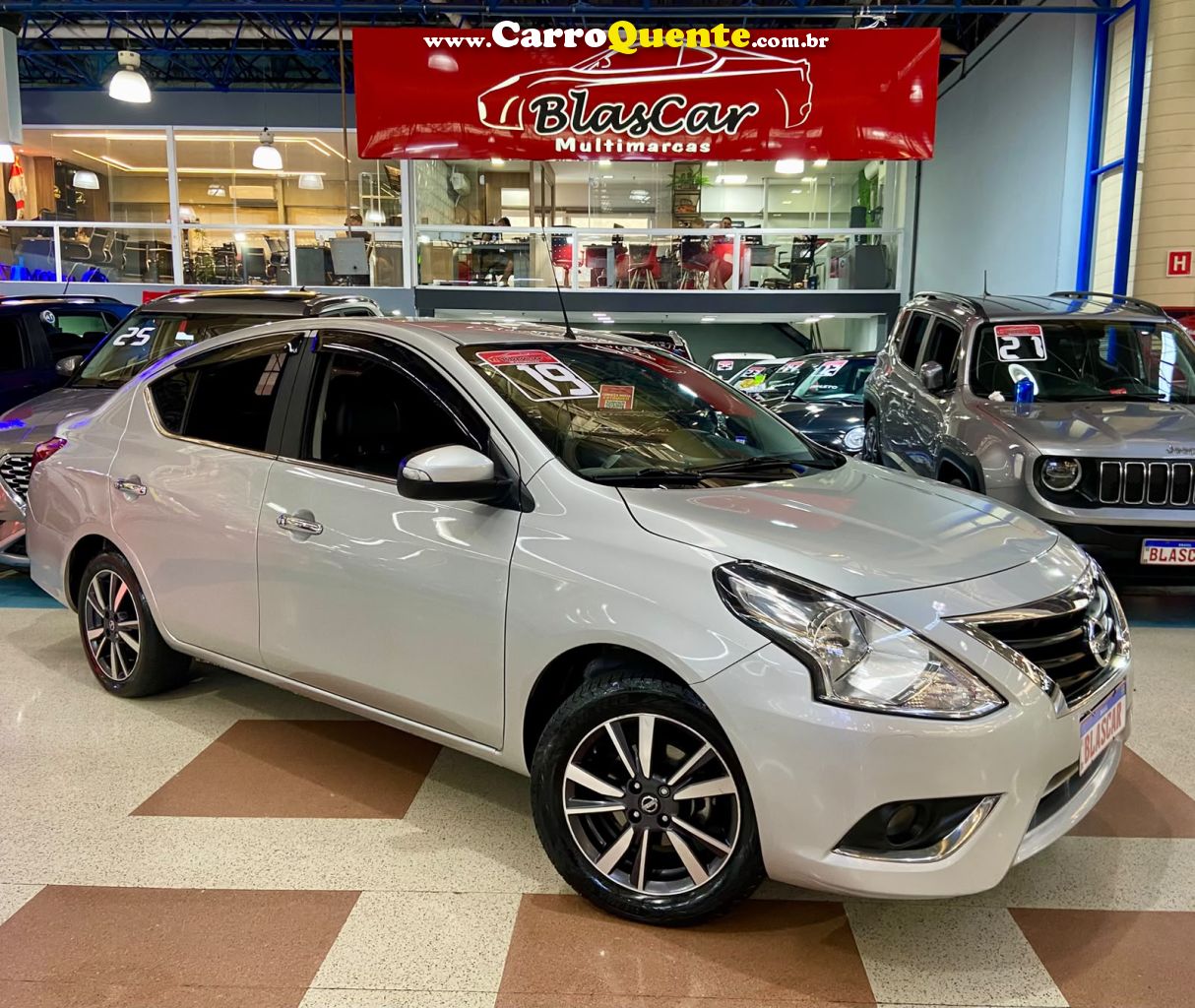 NISSAN VERSA 1.6 16V SL 2019 - Loja