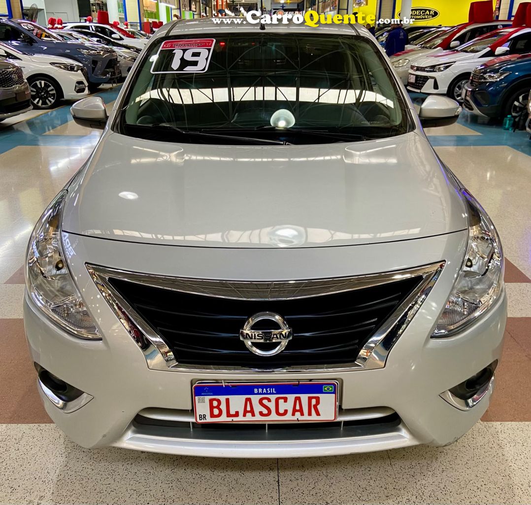 NISSAN VERSA 1.6 16V SL 2019 - Loja