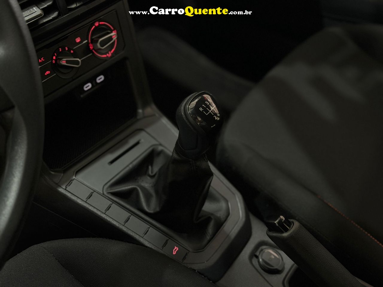 VOLKSWAGEN POLO 1.0 MI 16V 2024 - Loja