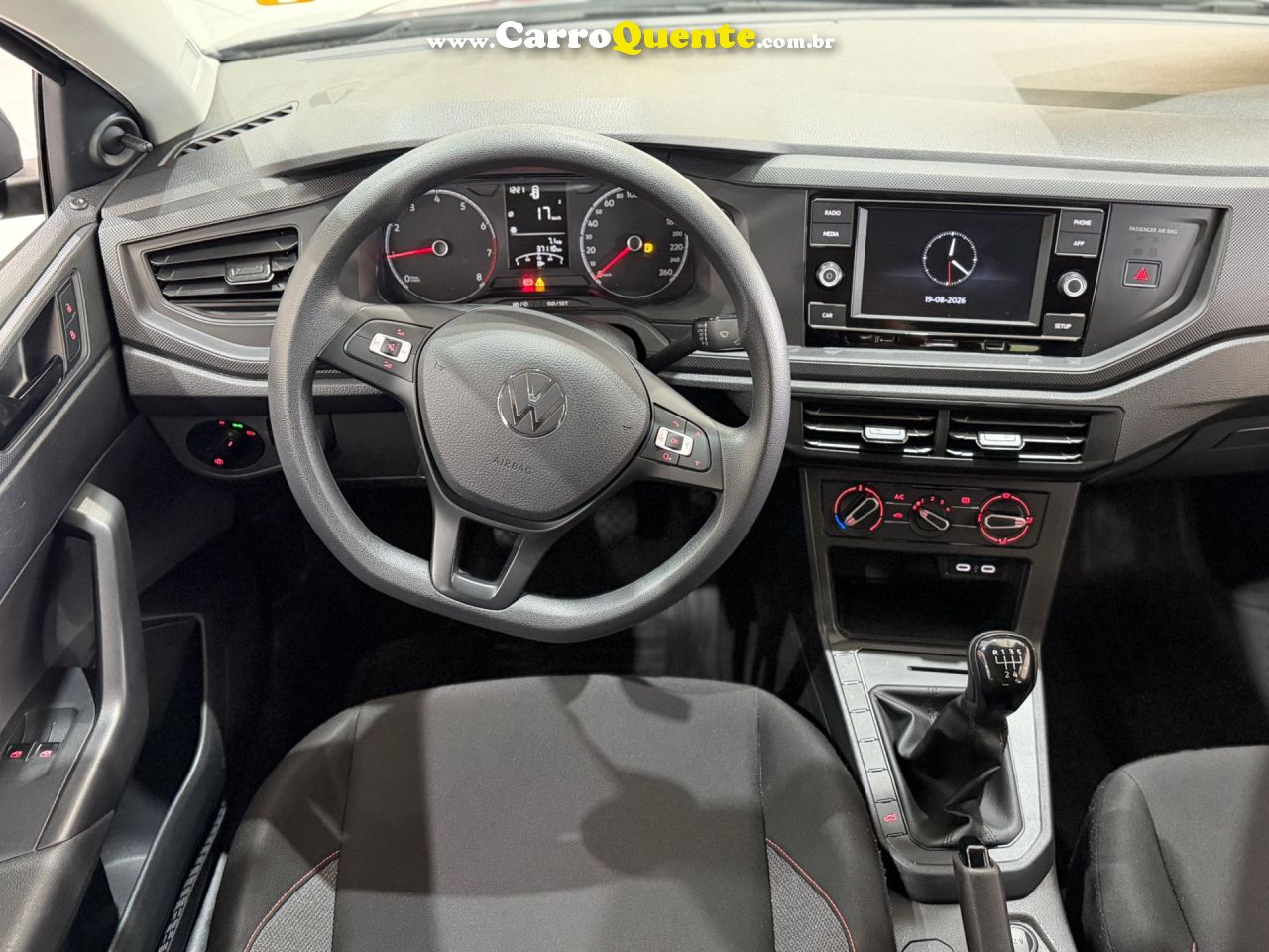 VOLKSWAGEN POLO 1.0 MI 16V 2024 - Loja