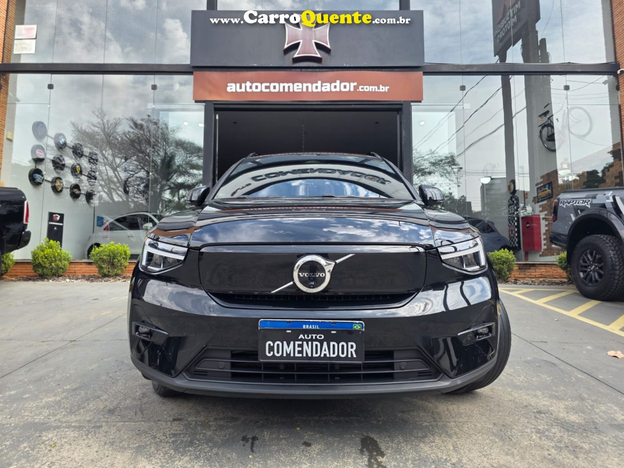 VOLVO   XC 40 TWIN ULTIMATE (ELÉTRICO)   PRETO 2023 408 ELÉTRICO - Loja