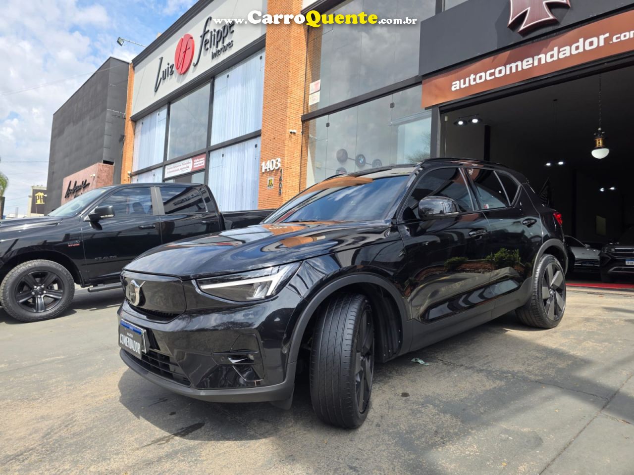 VOLVO   XC 40 TWIN ULTIMATE (ELÉTRICO)   PRETO 2023 408 ELÉTRICO - Loja