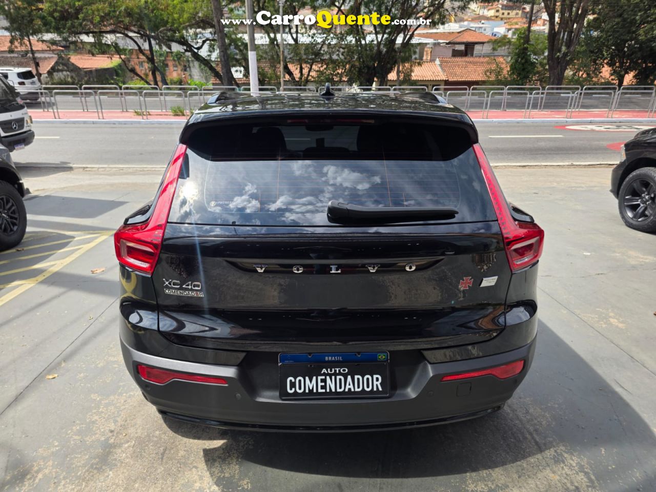 VOLVO   XC 40 TWIN ULTIMATE (ELÉTRICO)   PRETO 2023 408 ELÉTRICO - Loja
