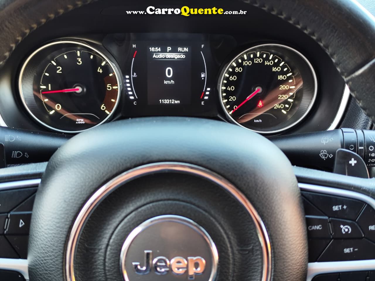 JEEP   COMPASS LONGITUDE 2.0 4X4 DIES. 16V AUT.   BRANCO 2018 2.0 DIESEL - Loja
