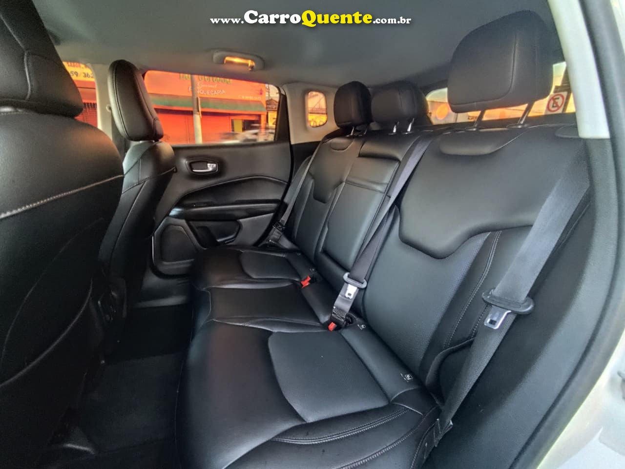 JEEP   COMPASS LONGITUDE 2.0 4X4 DIES. 16V AUT.   BRANCO 2018 2.0 DIESEL - Loja
