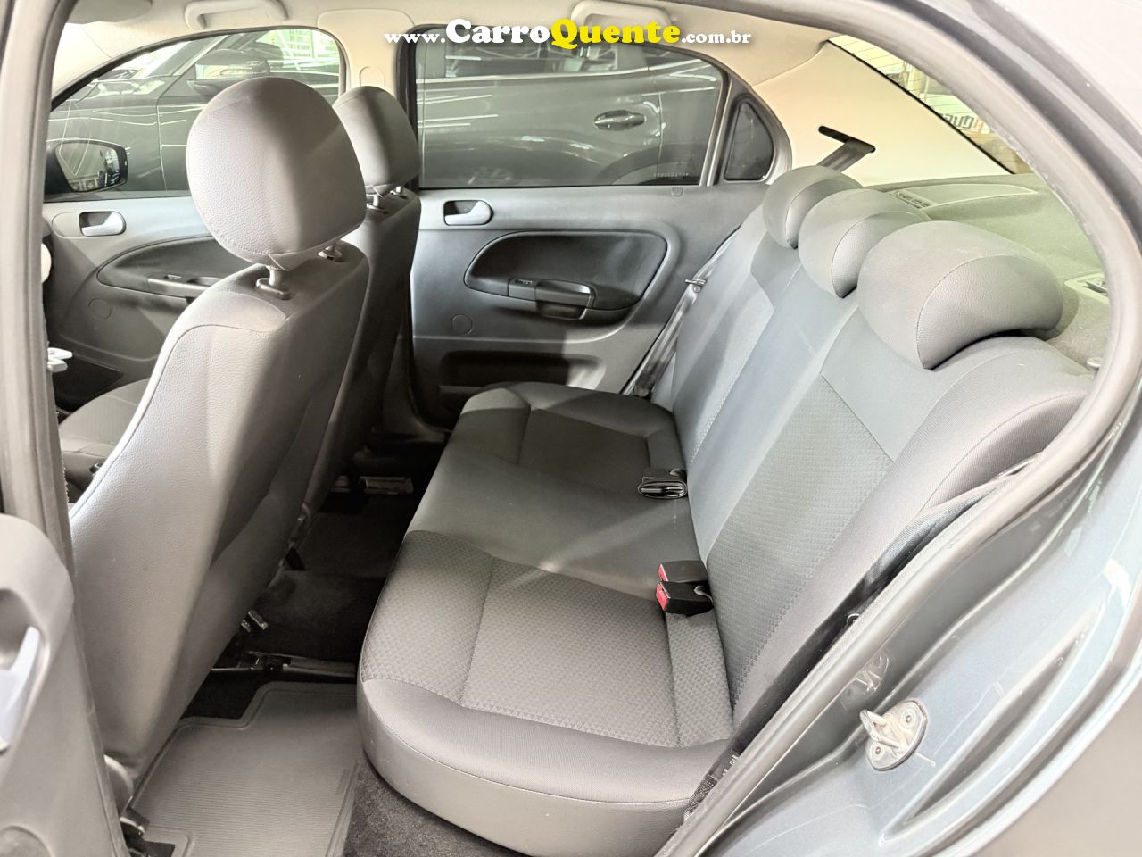 VOLKSWAGEN   VOYAGE 1.6 MSI FLEX 16V 4P AUT.   CINZA 2019 1.6 FLEX - Loja