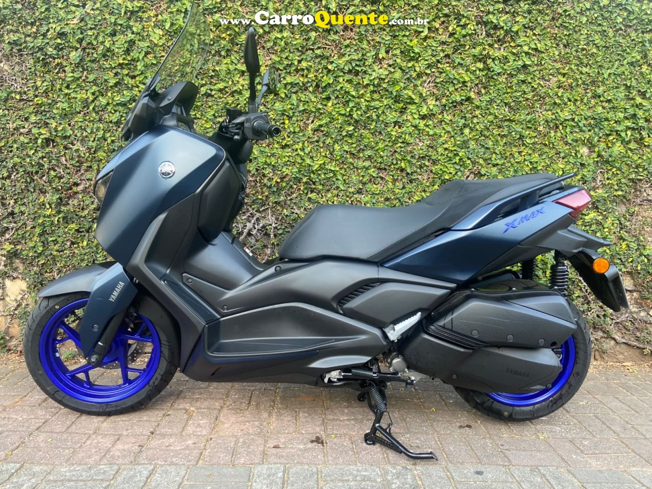 YAMAHA    XMAX   AZUL 2025 250 GASOLINA - Loja