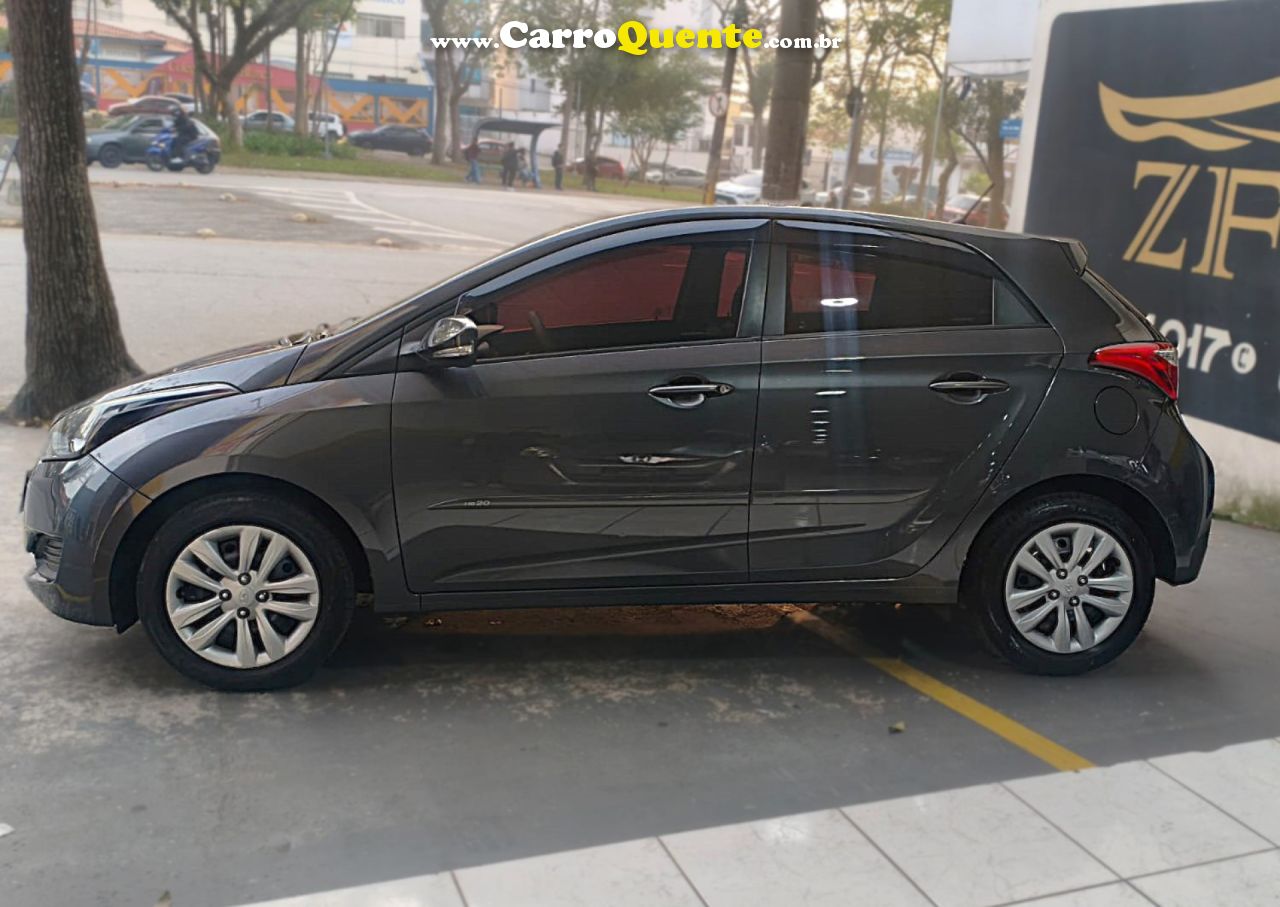 HYUNDAI   HB20 COMFORT PLUS 1.0 TB FLEX 12V MEC.   CINZA 2017 1.0 FLEX - Loja