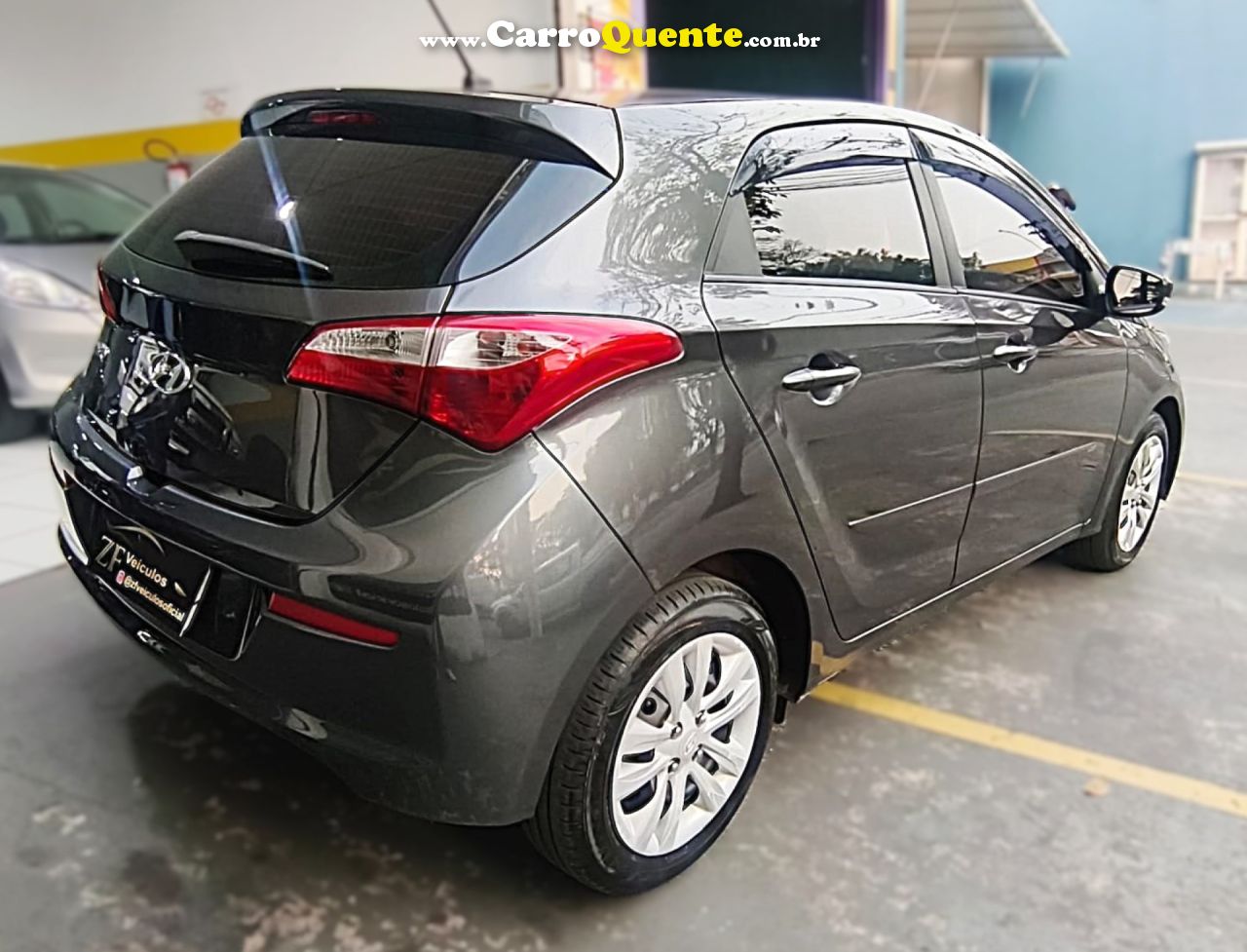HYUNDAI   HB20 COMFORT PLUS 1.0 TB FLEX 12V MEC.   CINZA 2017 1.0 FLEX - Loja
