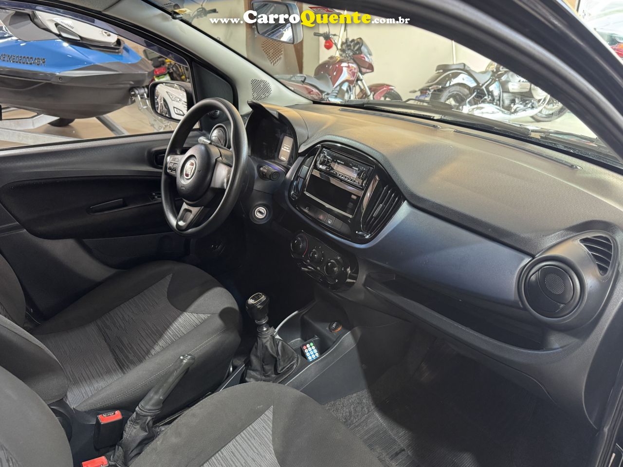 FIAT   UNO ATTRACTIVE 1.0 FIRE FLEX 8V 5P   PRETO 2015 1.0 FLEX - Loja