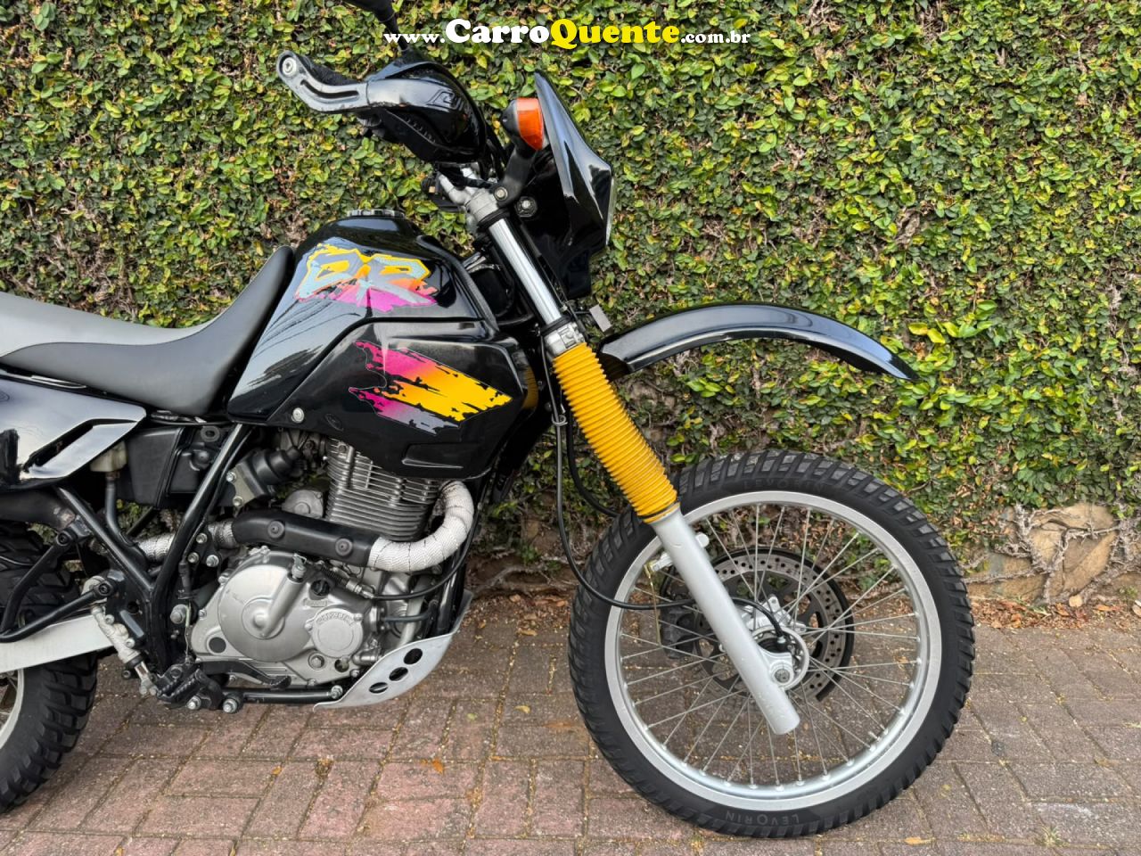 SUZUKI   DR 650 RE   PRETO 1995 650 GASOLINA - Loja