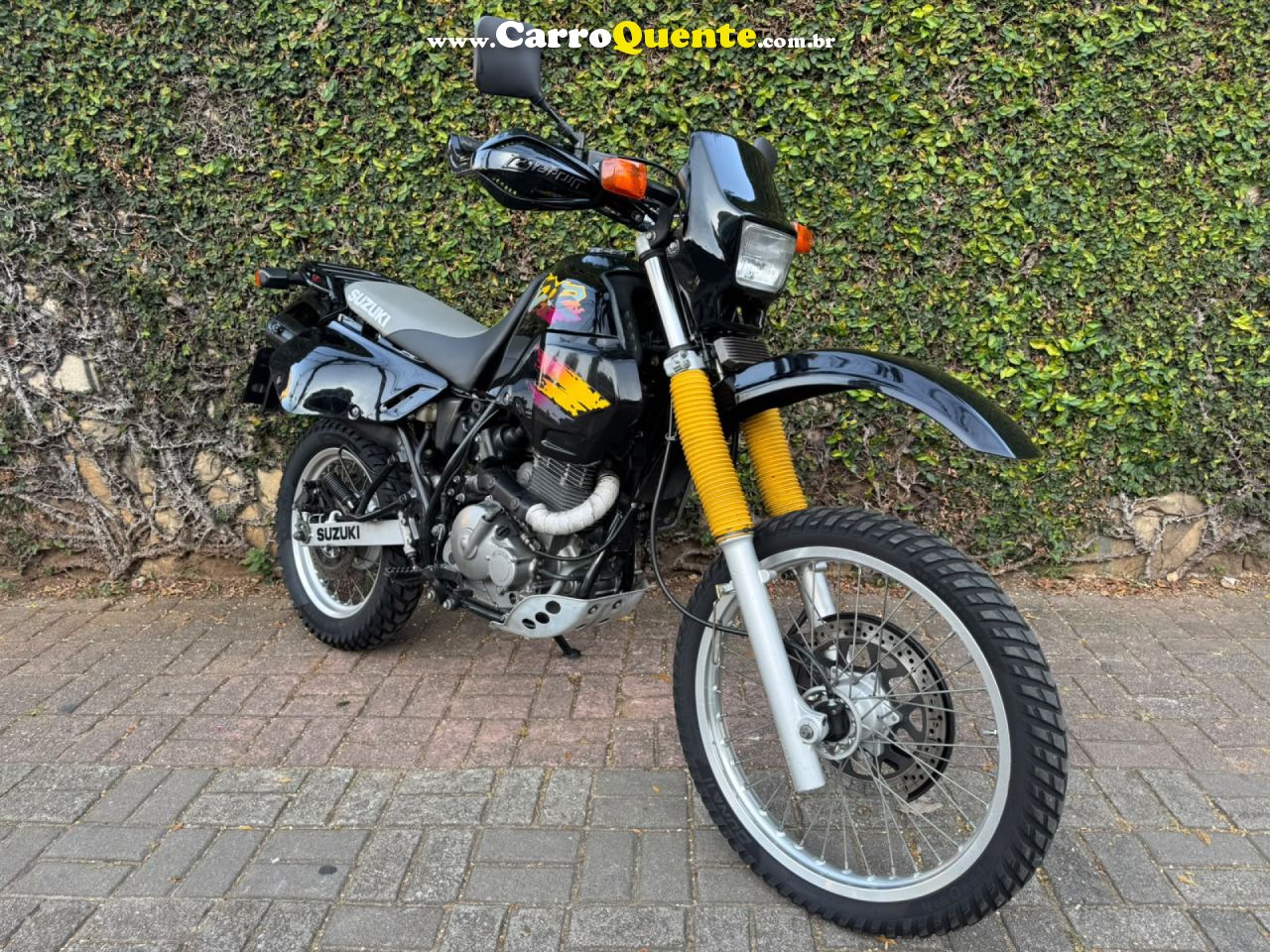SUZUKI   DR 650 RE   PRETO 1995 650 GASOLINA - Loja