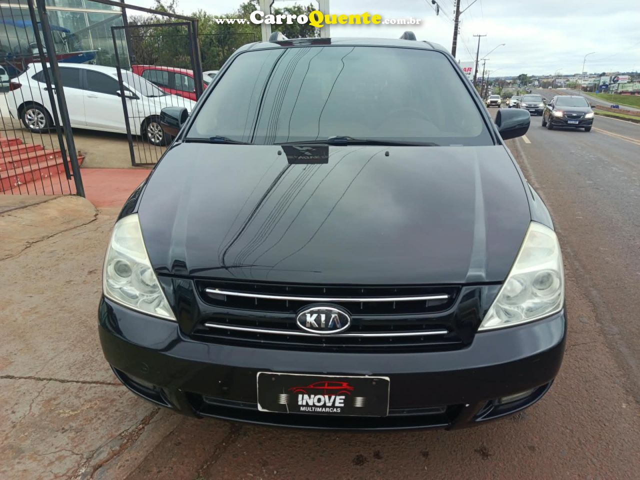 KIA   CARNIVAL EX 3.8 V6 24V 242CV AUT.   PRETO 2008 3.8 GASOLINA - Loja
