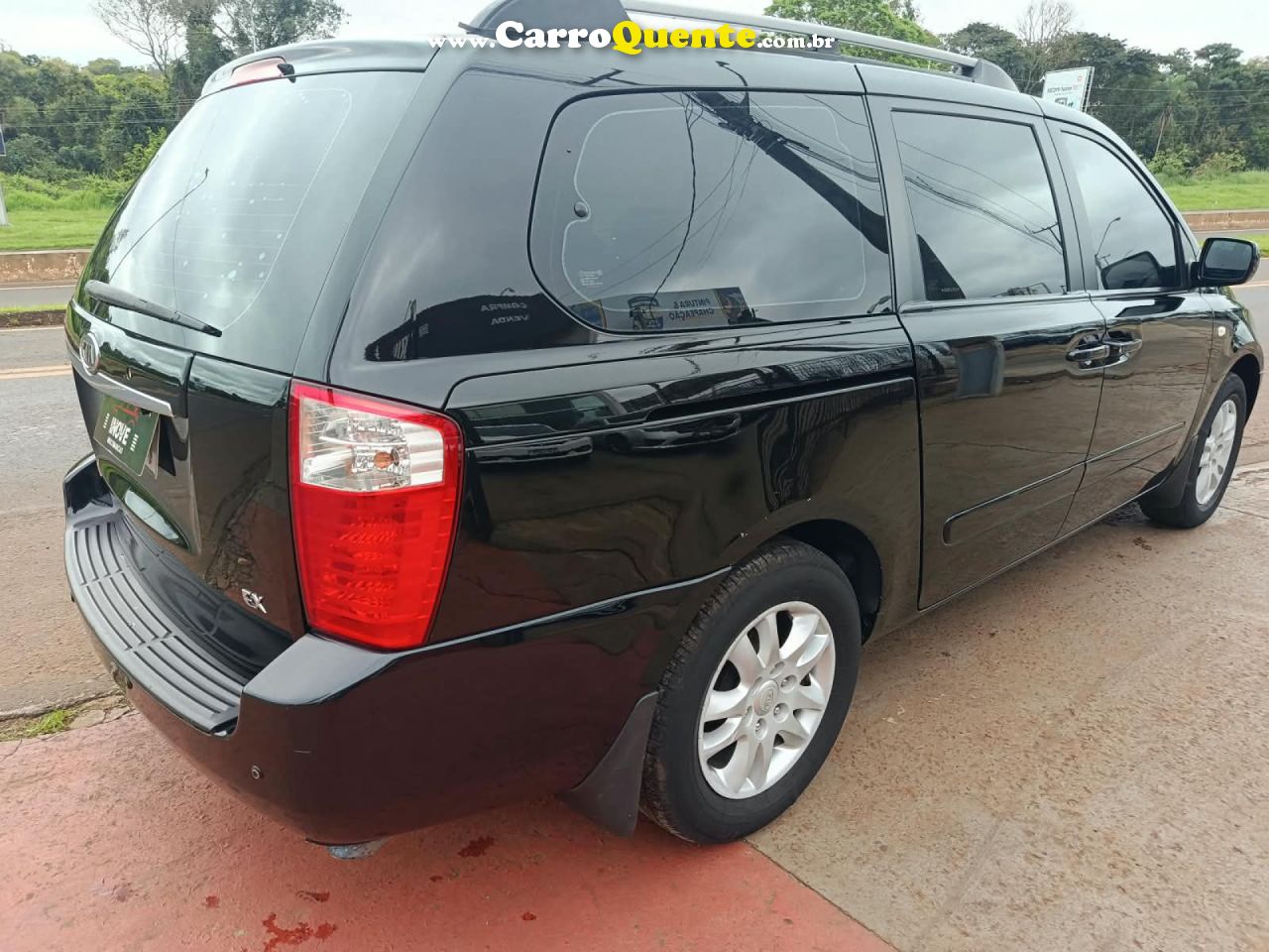 KIA   CARNIVAL EX 3.8 V6 24V 242CV AUT.   PRETO 2008 3.8 GASOLINA - Loja