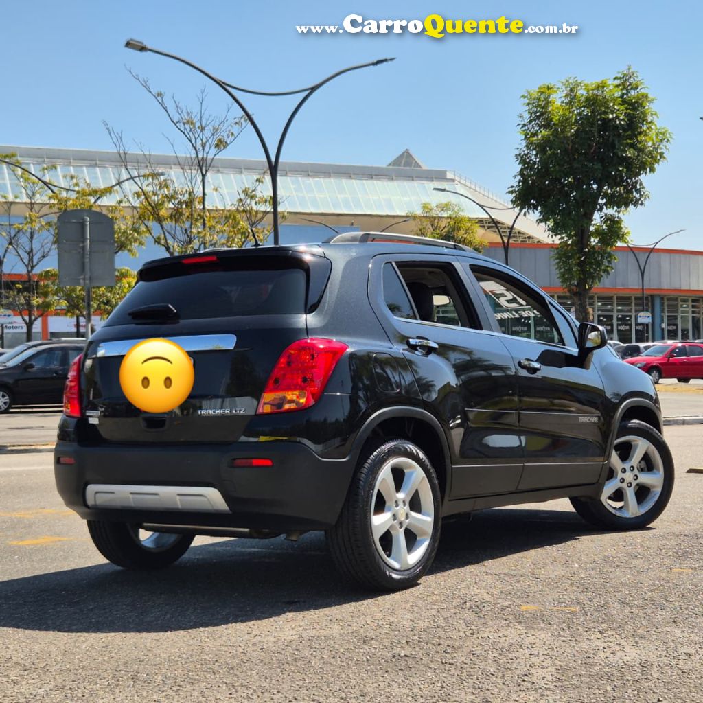 CHEVROLET   TRACKER LTZ 1.8 16V FLEX 4X2 AUT.   PRETO 2015 1.8 FLEX - Loja