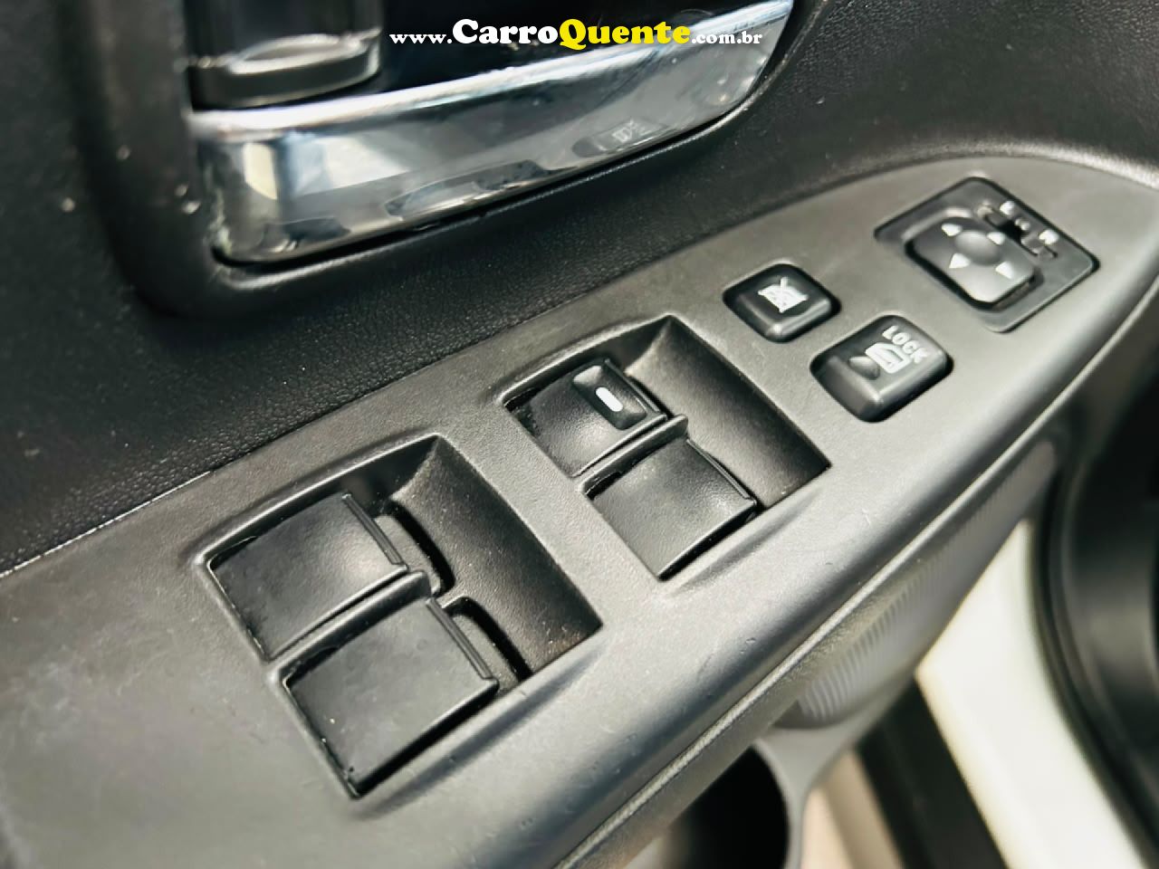 MITSUBISHI   ASX 2.0 16V 160CV AUT.   BRANCO 2016 2.0 GASOLINA - Loja