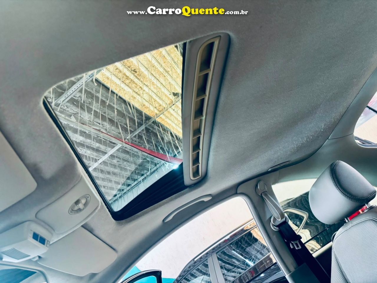 VOLKSWAGEN   NEW BEETLE 2.0 MI MEC.AUT.   PRETO 2007 2.0 GASOLINA - Loja