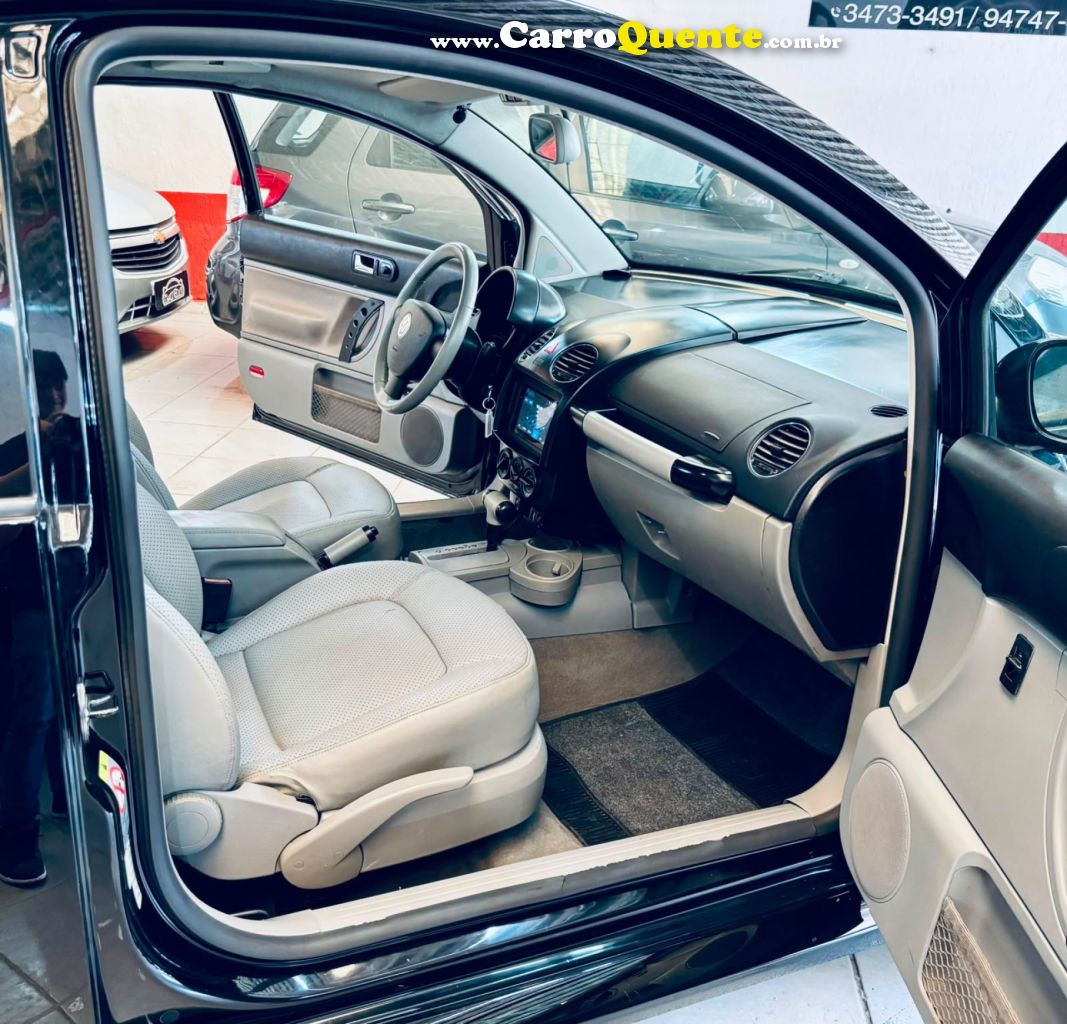VOLKSWAGEN   NEW BEETLE 2.0 MI MEC.AUT.   PRETO 2007 2.0 GASOLINA - Loja