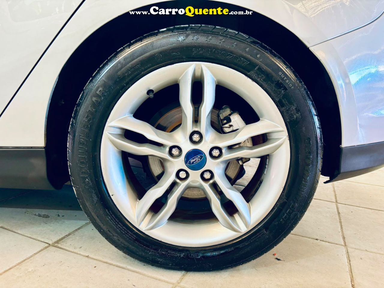 FORD   FOCUS 2.0 16VSESE PLUS FLEX 5P AUT.   PRATA 2015 2.0 FLEX - Loja