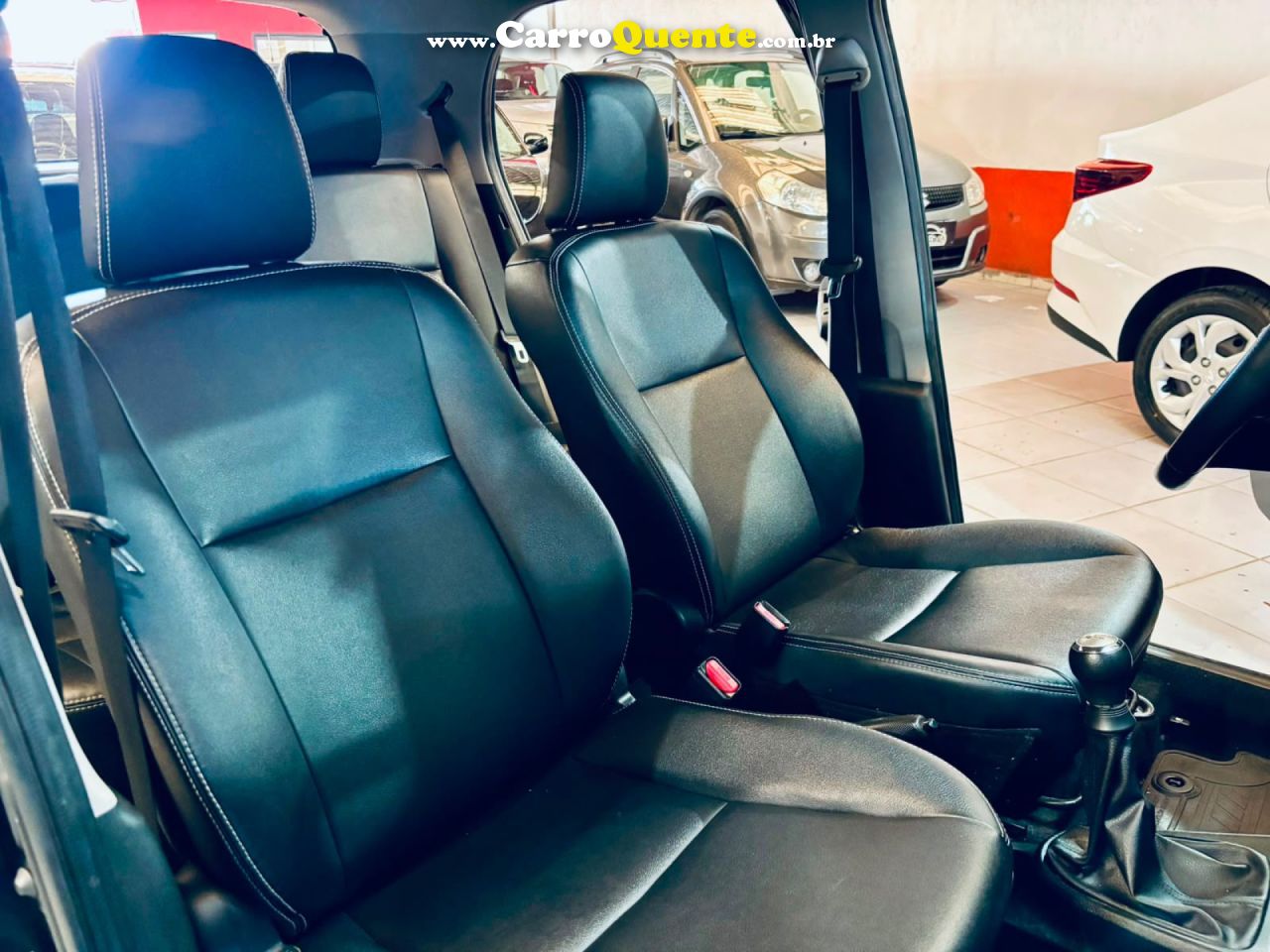 TOYOTA   ETIOS XLS 1.5 FLEX 16V 5P MEC.   PRETO 2016 1.5 FLEX - Loja