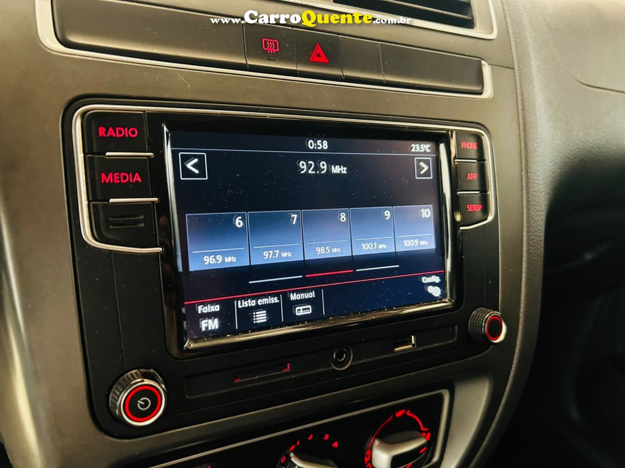 VOLKSWAGEN   FOX CONNECT 1.6 FLEX 8V 5P   PRATA 2019 1.6 FLEX - Loja