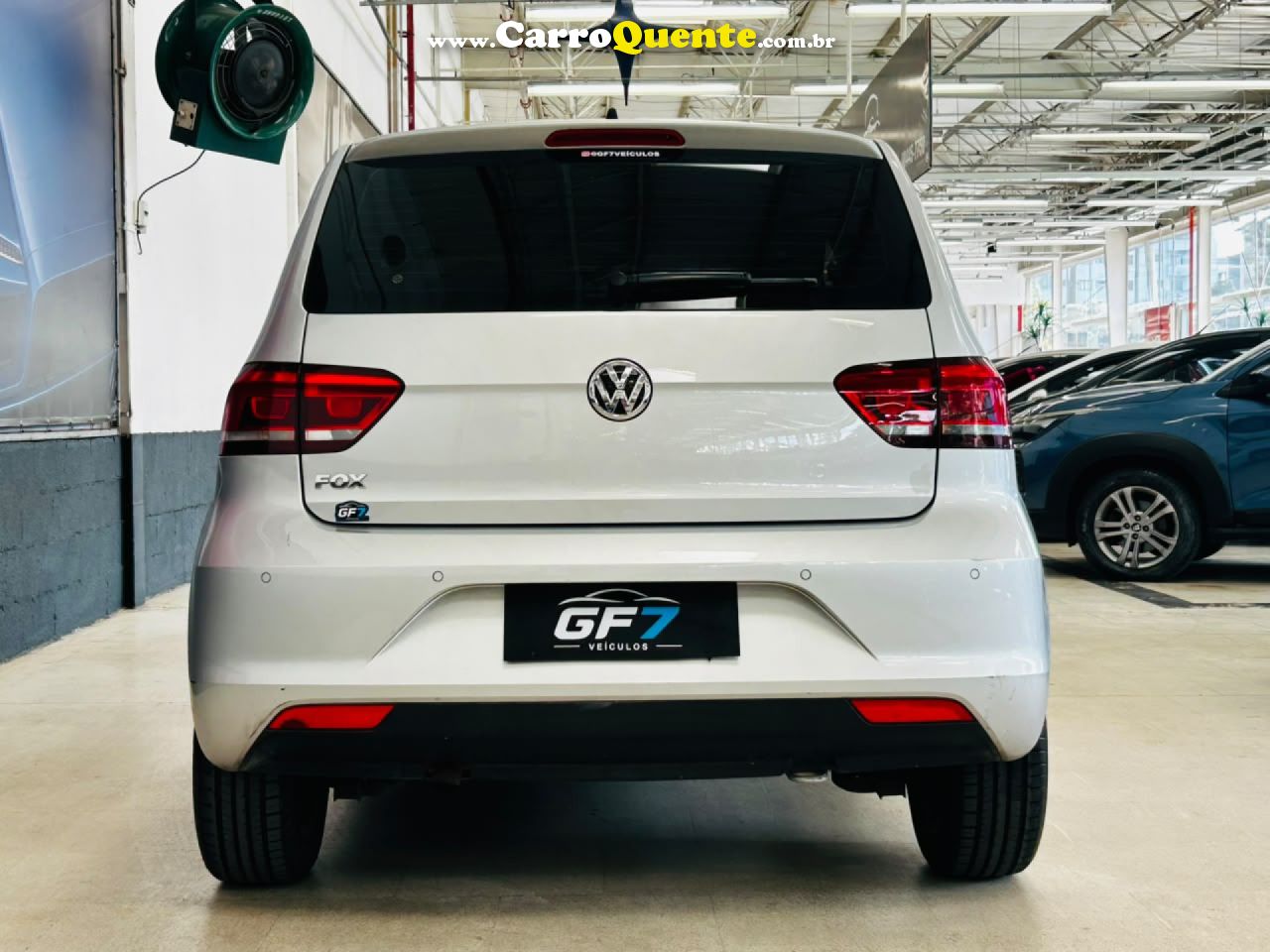 VOLKSWAGEN   FOX CONNECT 1.6 FLEX 8V 5P   PRATA 2019 1.6 FLEX - Loja