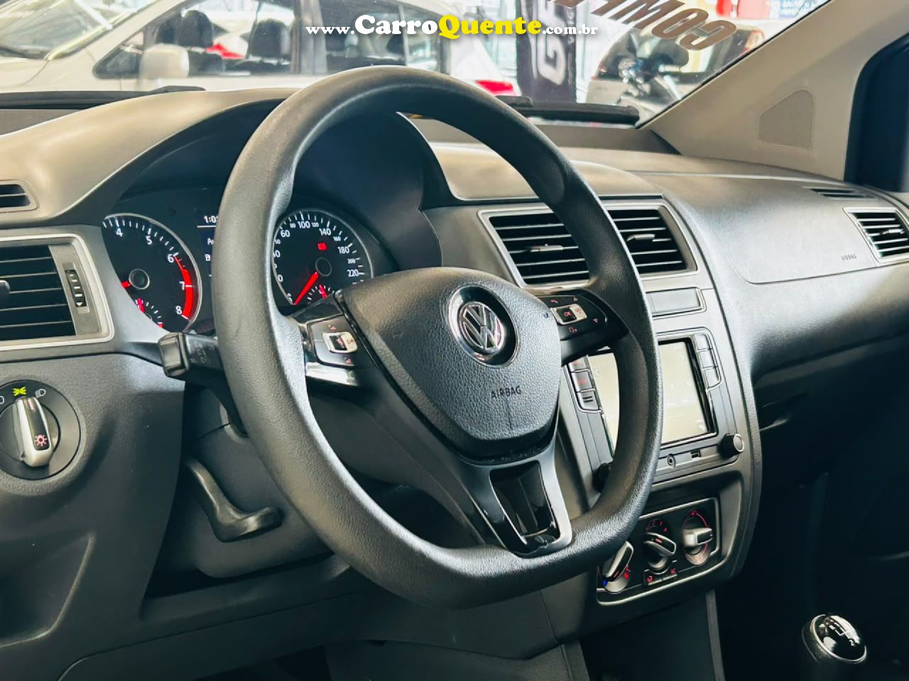 VOLKSWAGEN   FOX CONNECT 1.6 FLEX 8V 5P   PRATA 2019 1.6 FLEX - Loja
