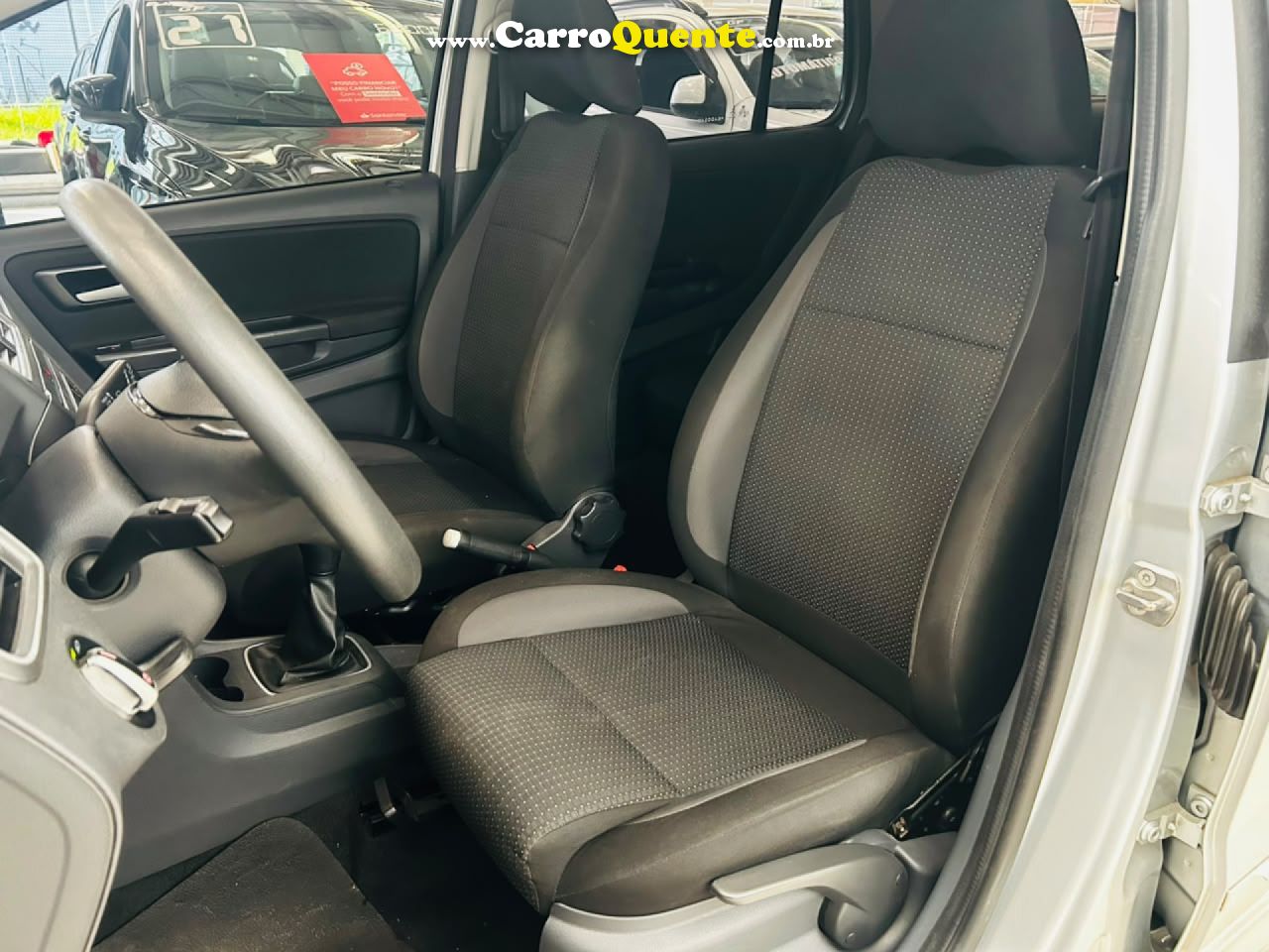 VOLKSWAGEN   FOX CONNECT 1.6 FLEX 8V 5P   PRATA 2019 1.6 FLEX - Loja