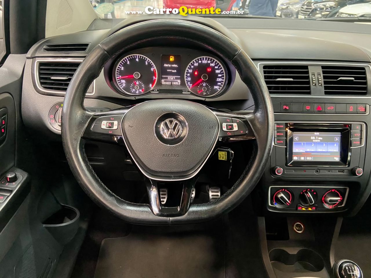 VOLKSWAGEN CROSSFOX 1.6 MSI 16V 2017 - Loja