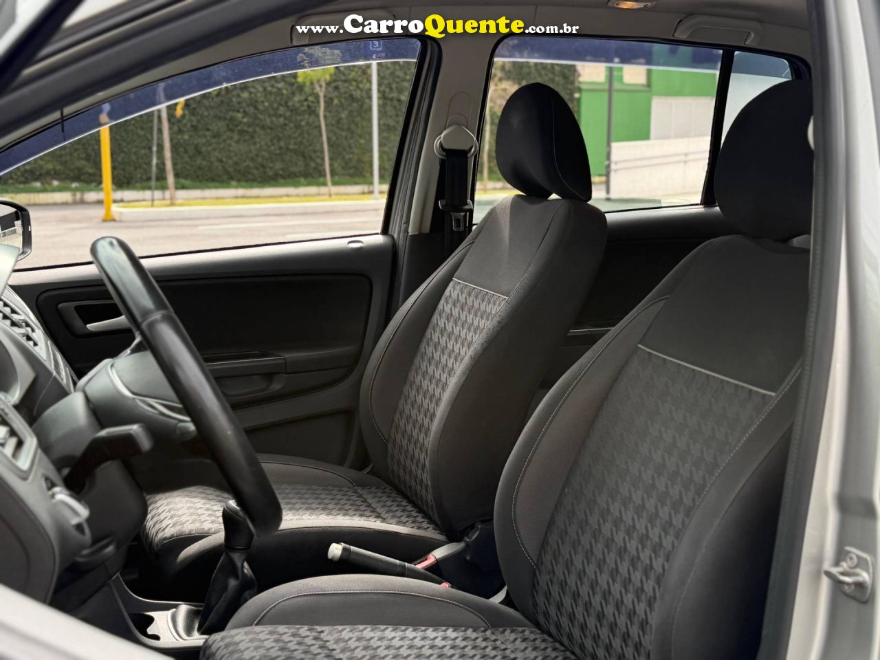 VOLKSWAGEN FOX 1.6 MSI COMFORTLINE 8V 2018 - Loja