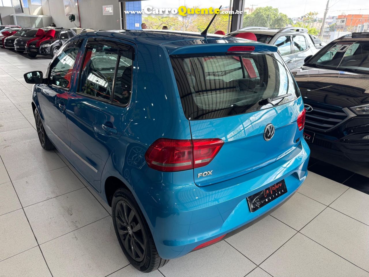 VOLKSWAGEN FOX 1.0 MI TRENDLINE 8V 2015 - Loja