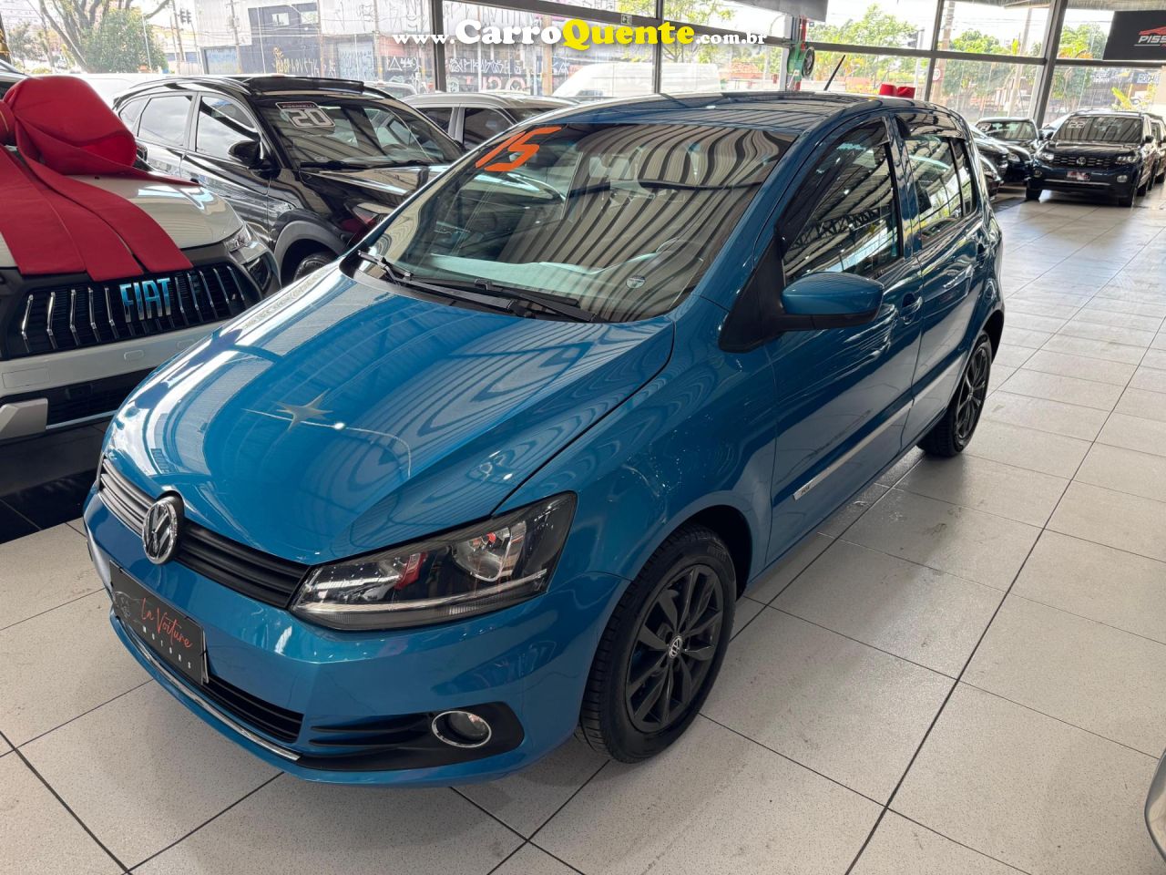 VOLKSWAGEN FOX 1.0 MI TRENDLINE 8V 2015 - Loja