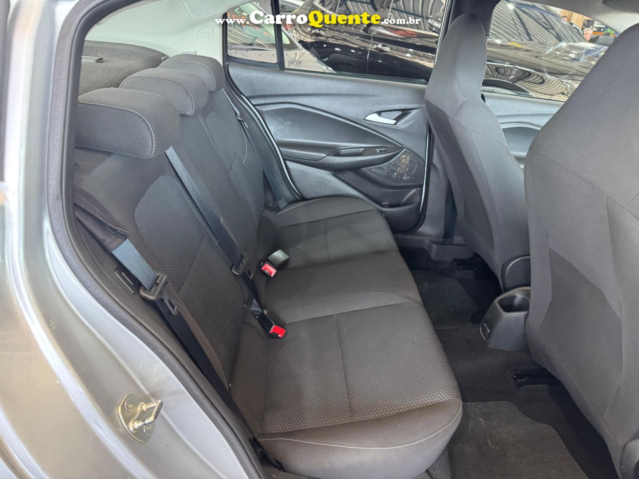 CHEVROLET ONIX 1.0 PLUS LT 2022 - Loja