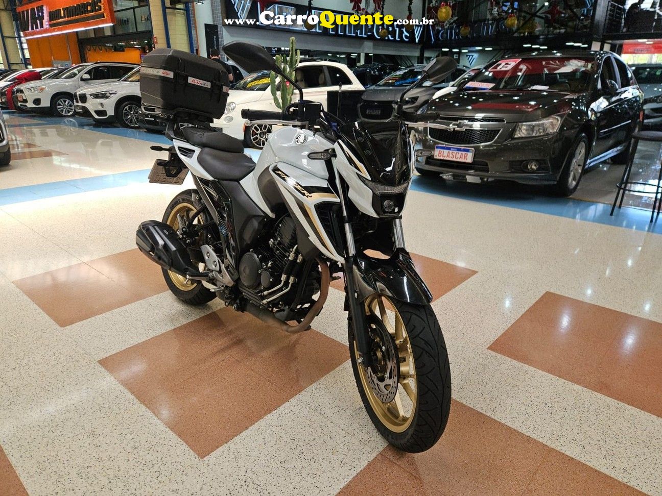 YAMAHA FAZER 250 BLUEFLEX 2025 - Loja