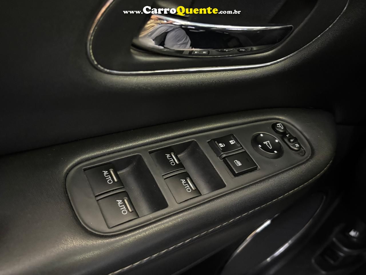 HONDA HR-V 1.8 16V EXL 2019 - Loja