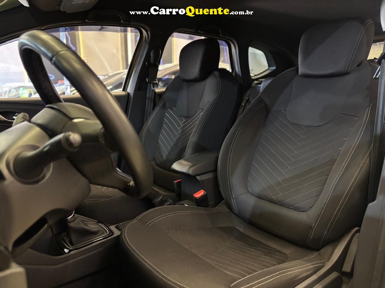 RENAULT CAPTUR 1.3 TCE ZEN 2022 - Loja
