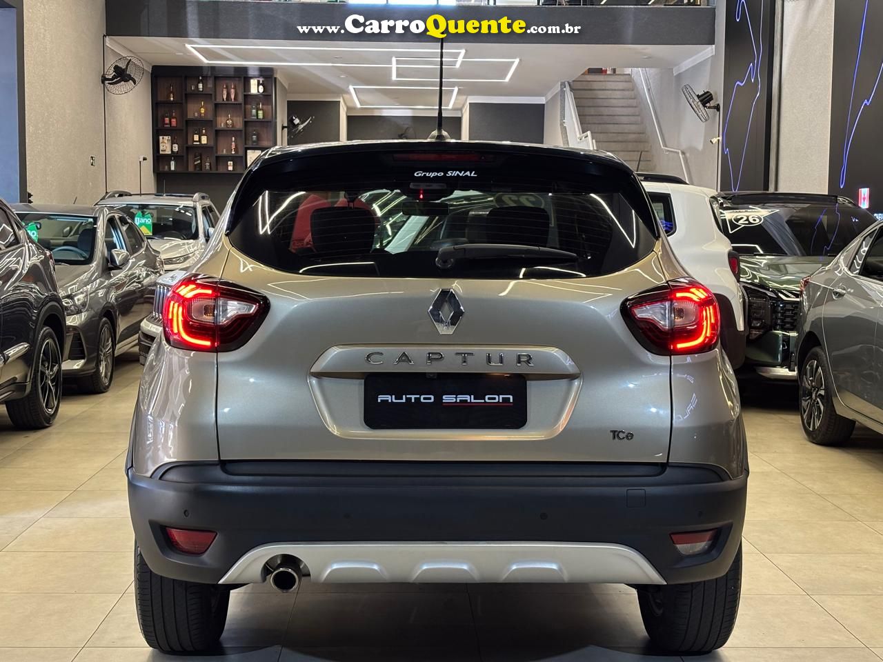 RENAULT CAPTUR 1.3 TCE ZEN 2022 - Loja